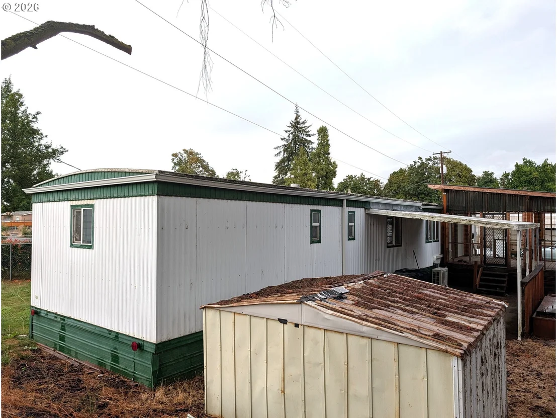 Photo of Unit A at 4531 FRANKLIN BLVD