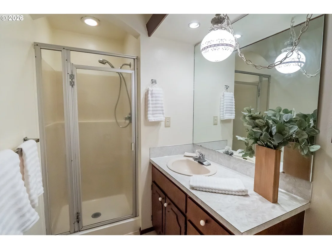 Photo of 1421 Lawnridge AVE