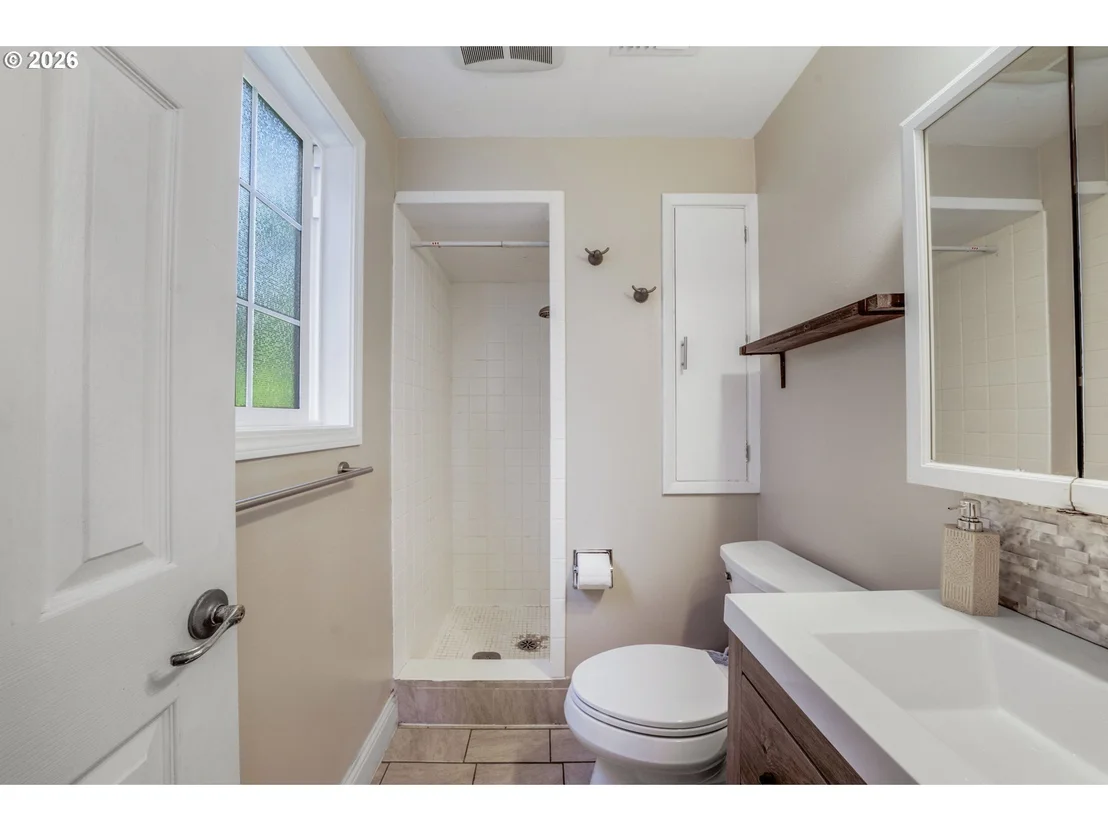 Photo of 276 KNIGHT AVE