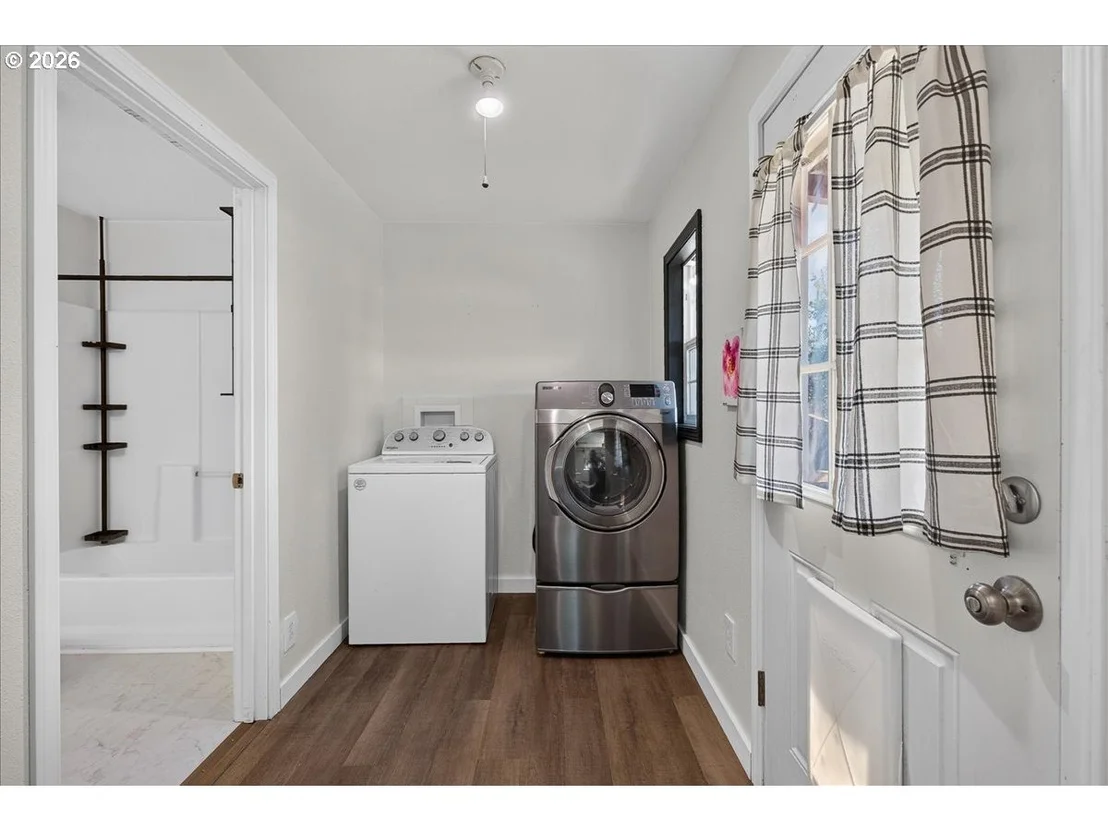 Photo of 25194 WEBSTER AVE