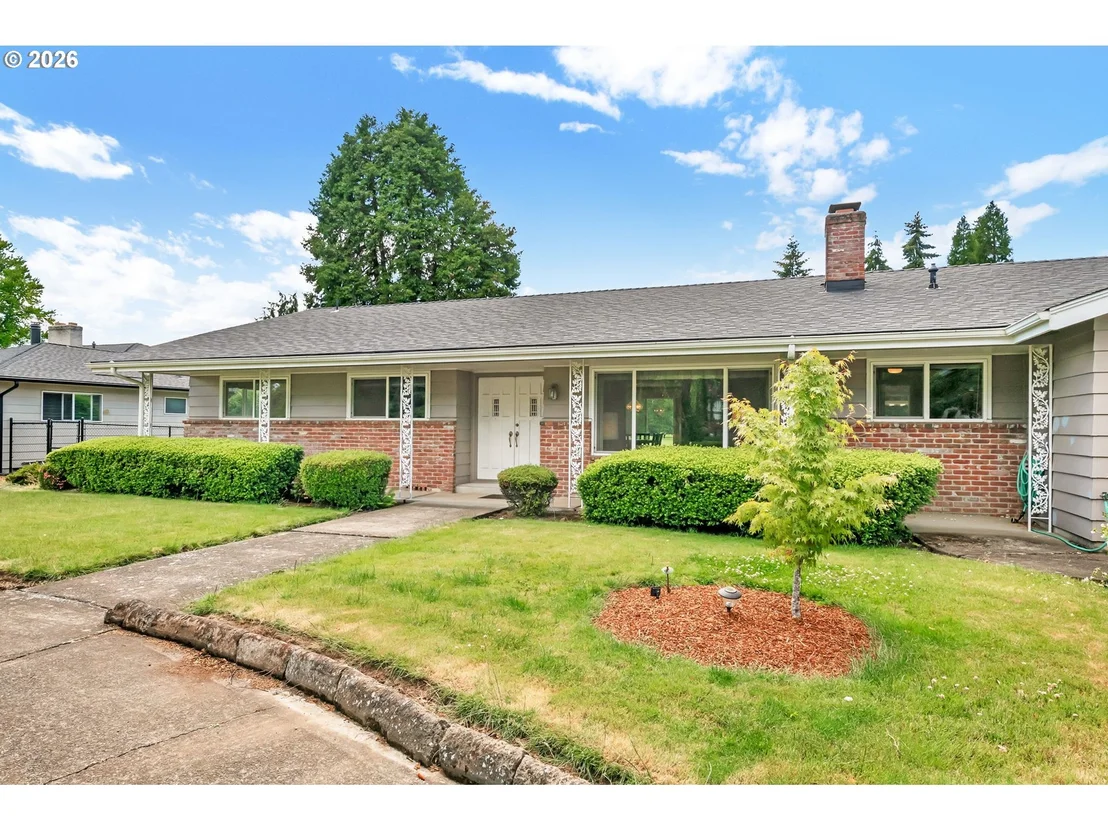 Photo of 1922 SPRINGHILL DR