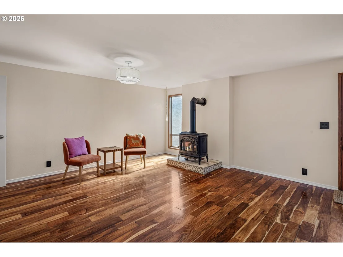 Photo of 1015 SAVILLE AVE