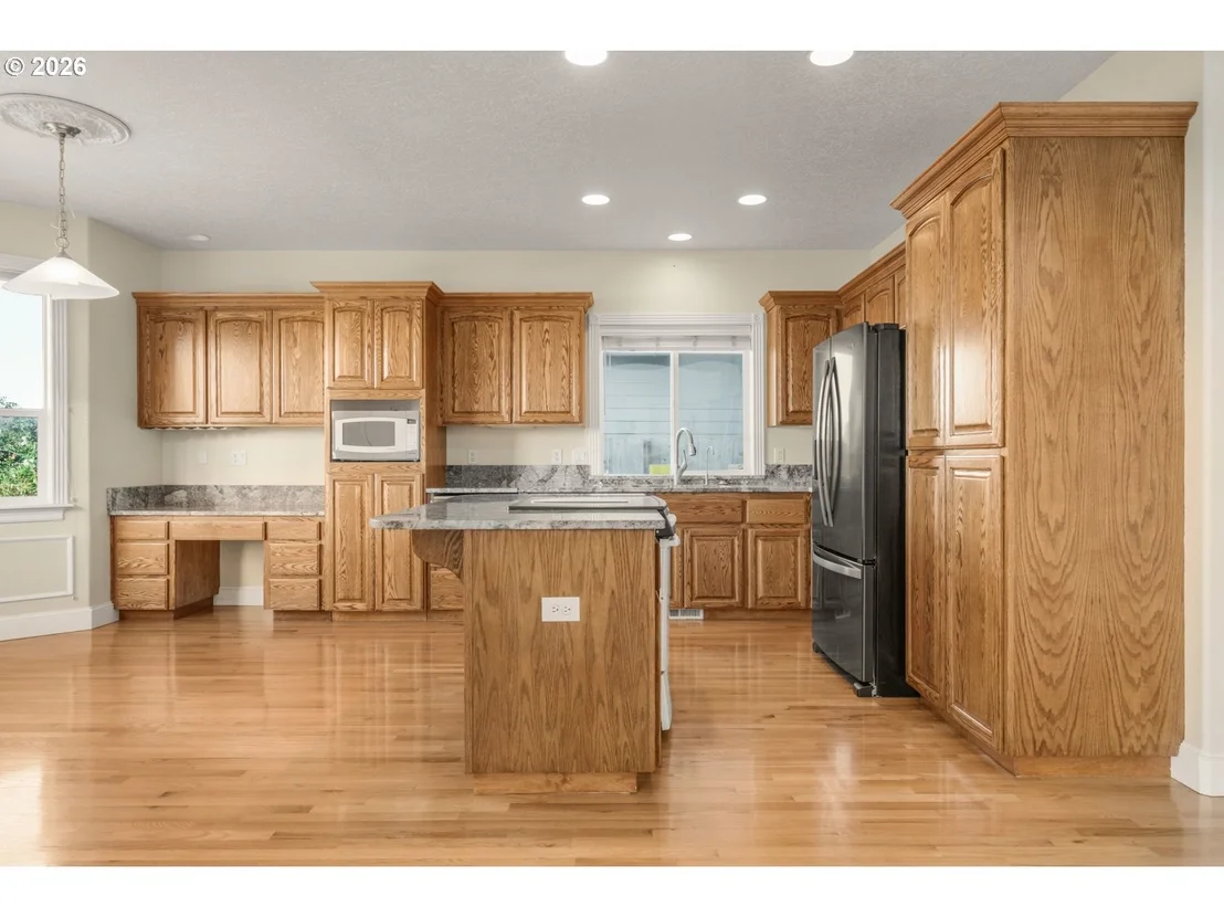 Photo of 21223 NE SHORE DR