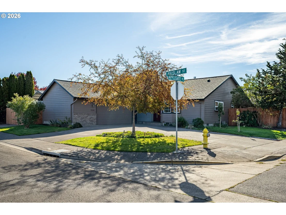 Photo of 1061 APPLEGATE PL