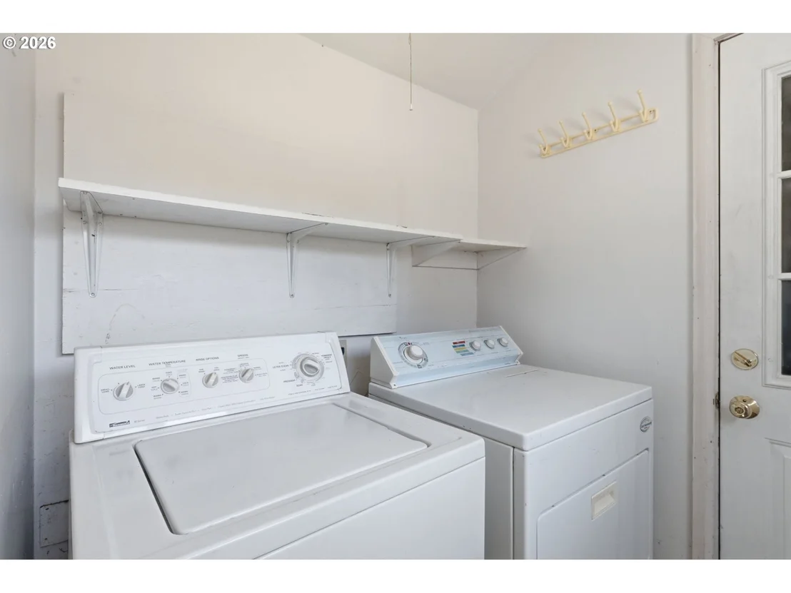 Photo of 595 S 47TH ST