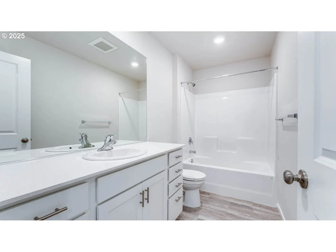 Photo of 4969 Dilling AVE NE