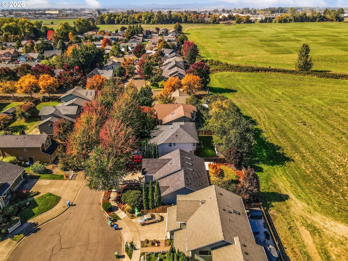Photo of 529 SWEETWATER LN