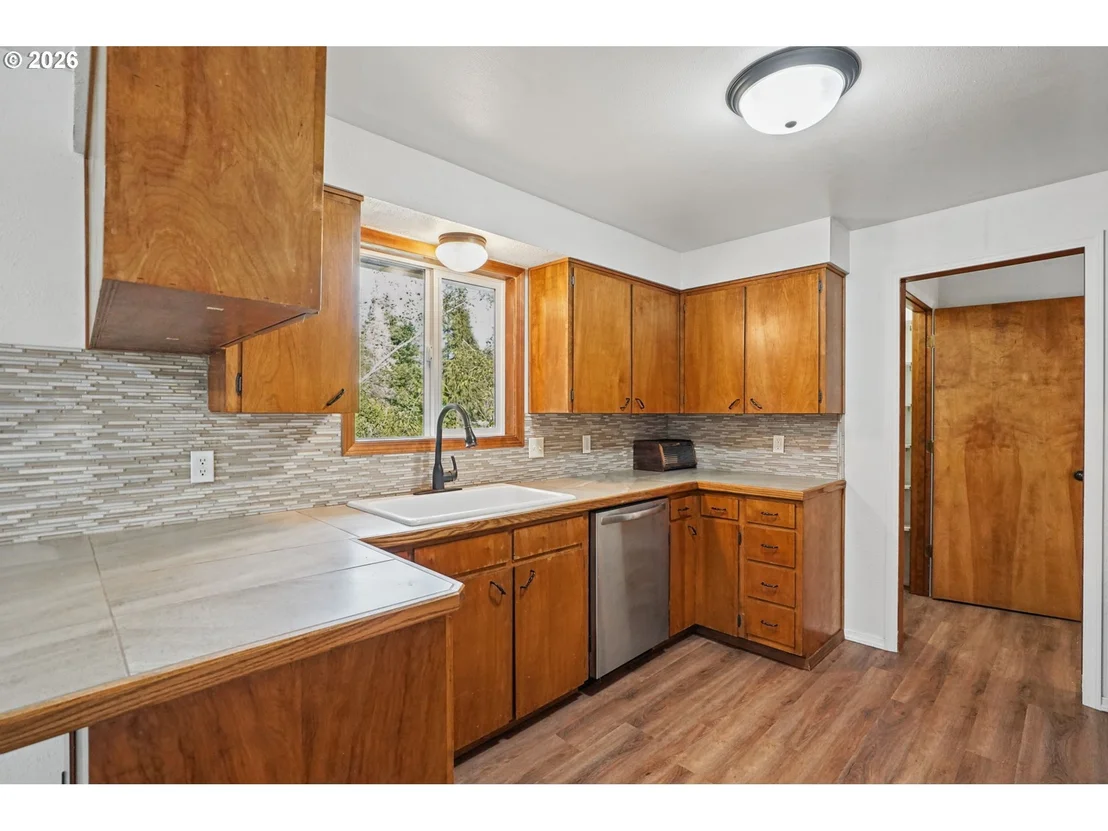 Photo of 840 OCEAN BLVD SE