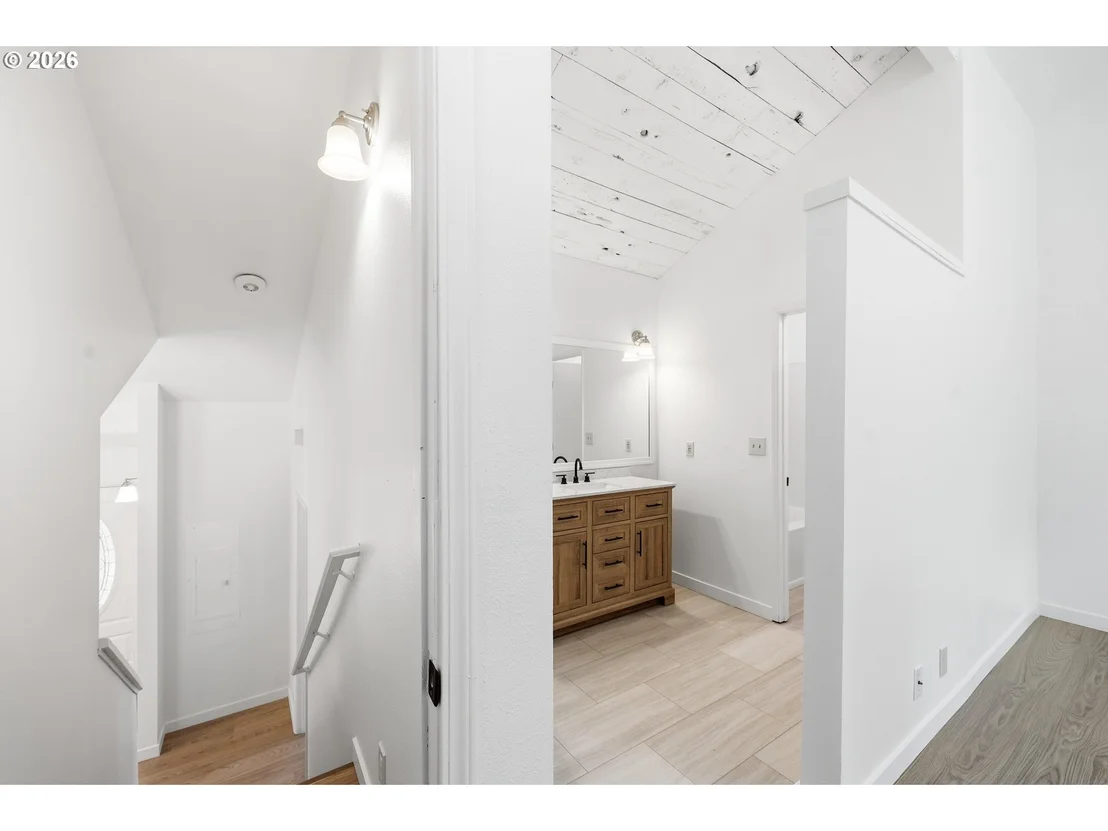 Photo of 7048 GLACIER DR
