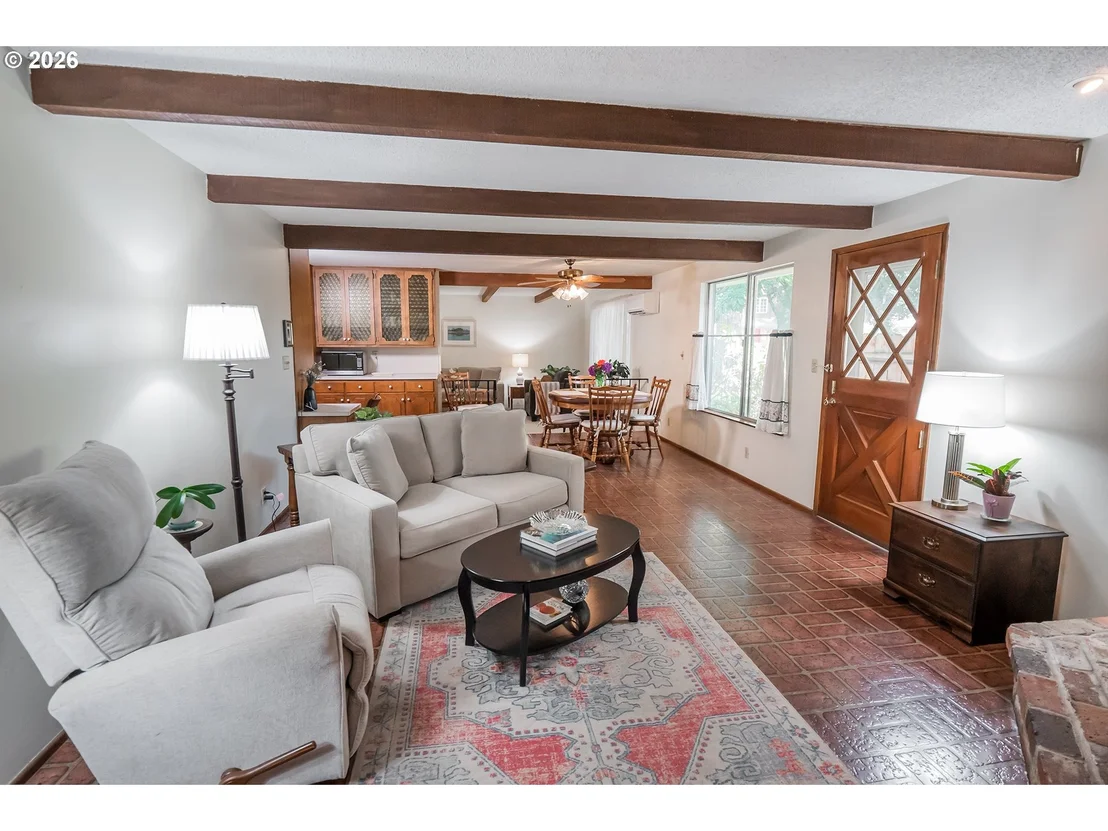 Photo of 1421 Lawnridge AVE