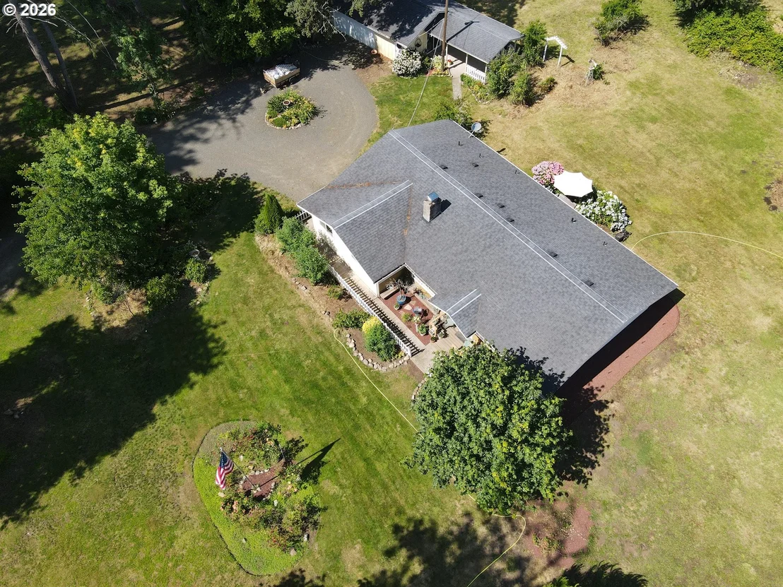 Photo of 36991 ROW RIVER RD