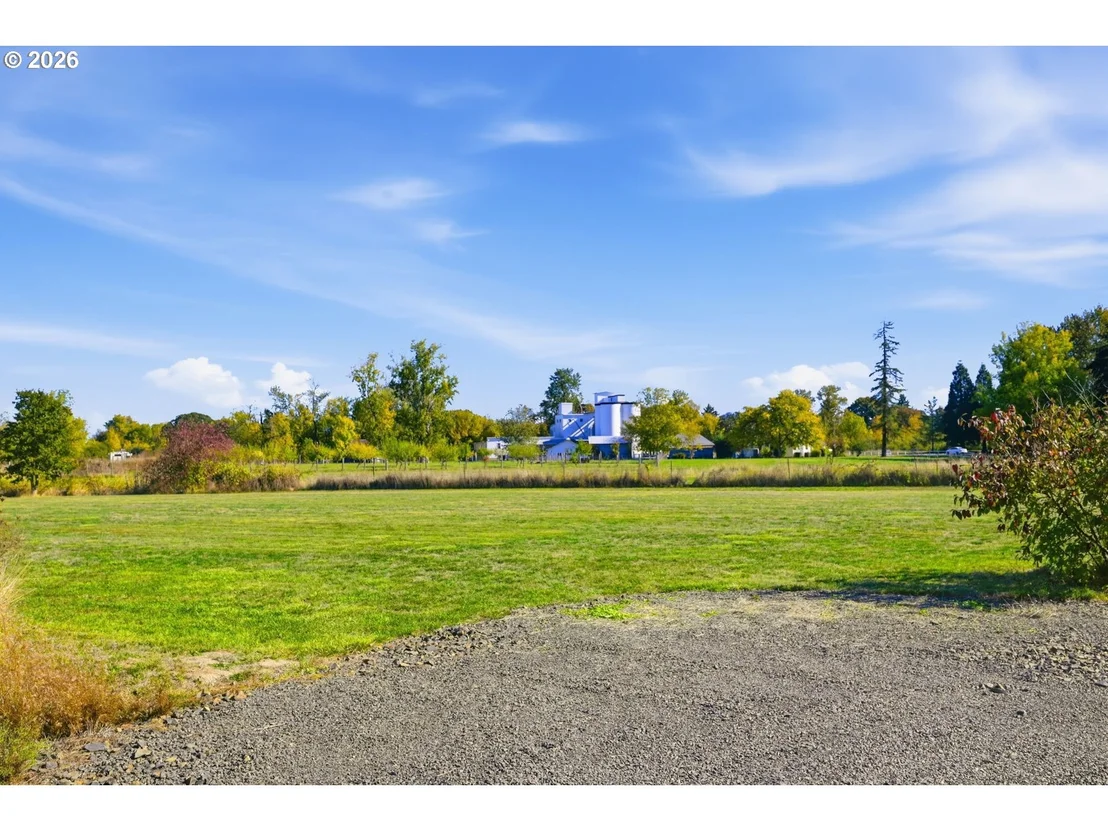 Photo of 32565 BOSTON MILL DR