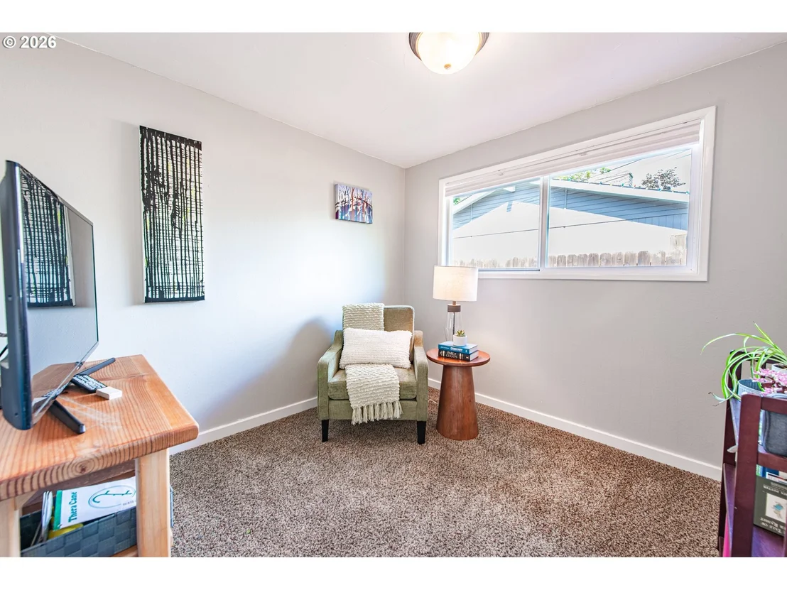 Photo of 5621 CODY AVE