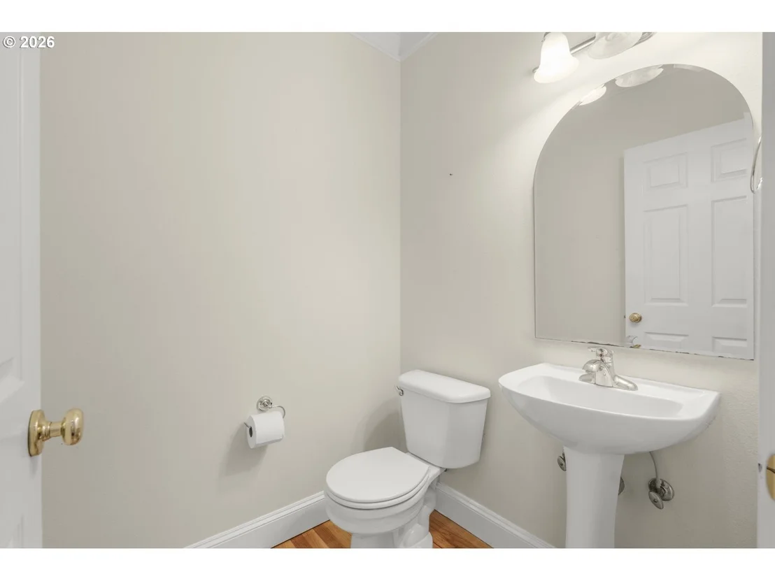 Photo of 21223 NE SHORE DR
