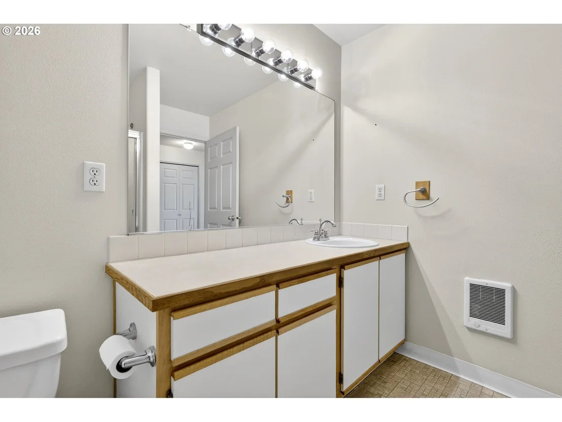 Photo of Unit 162 at 4606 W POWELL BLVD