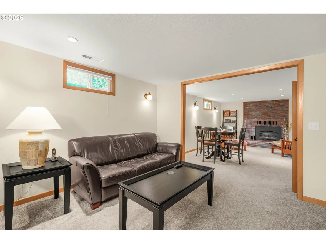 Photo of 230 PARK DR