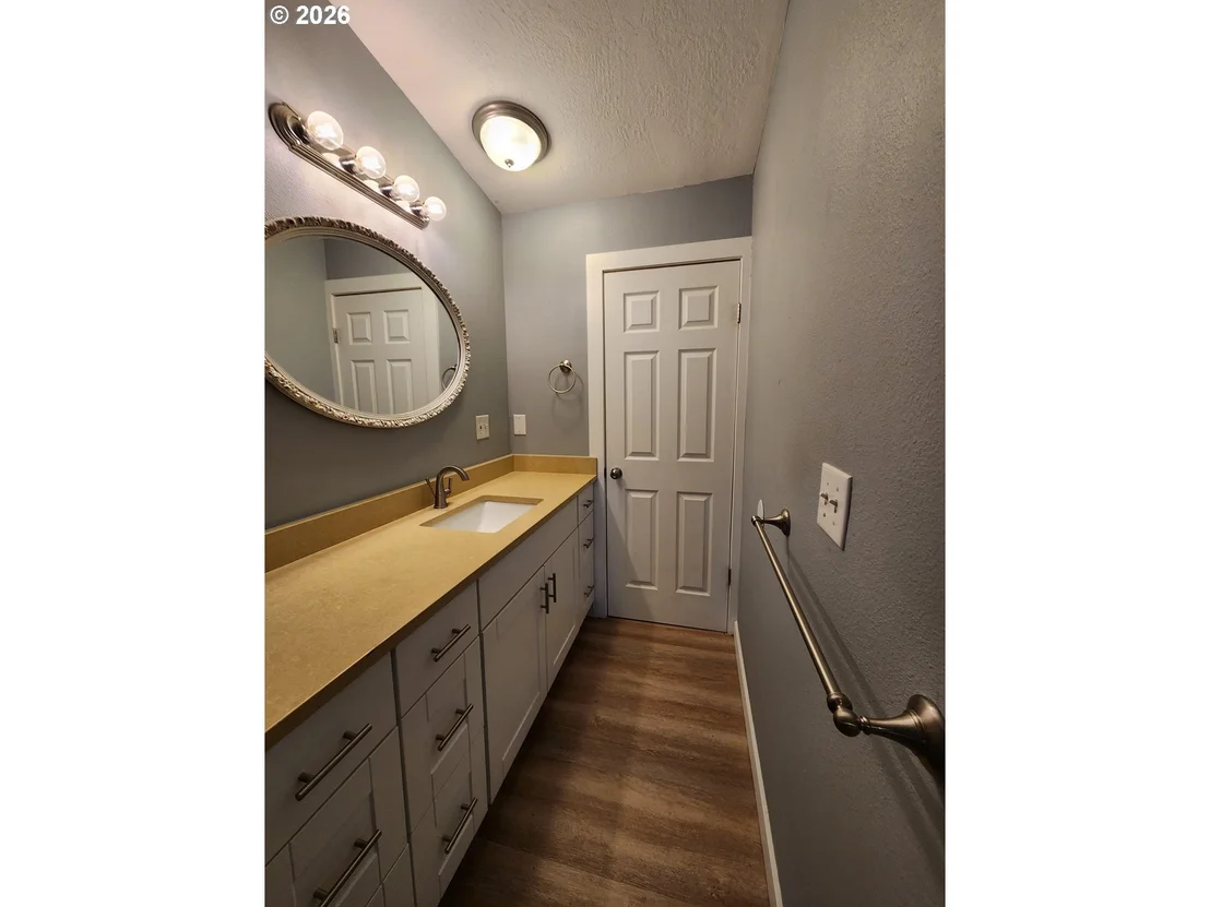Photo of Unit 15 at 1819 SE ORIENT DR