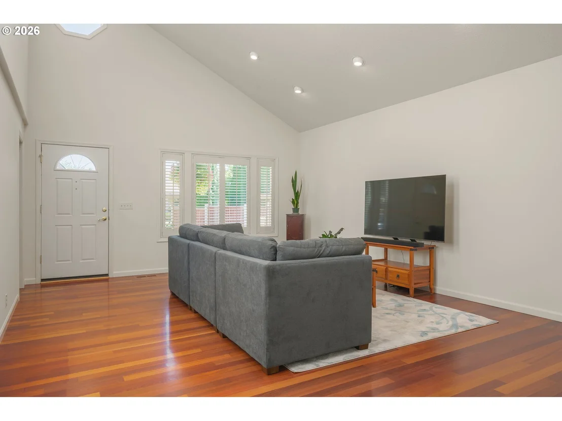 Photo of 4168 TORRINGTON AVE