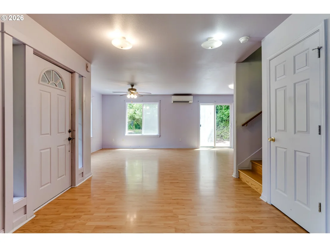 Photo of 667 KAMAPHEEMA PL