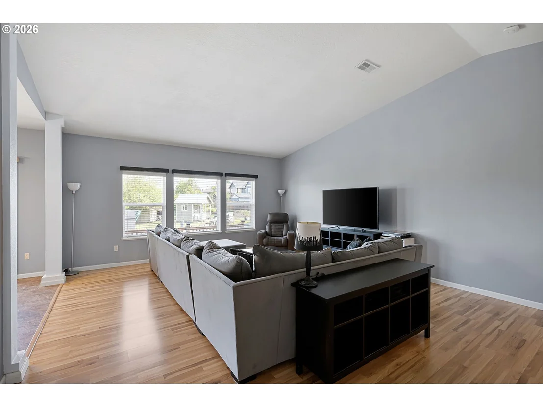 Photo of 1056 RUBY CLAIR DR