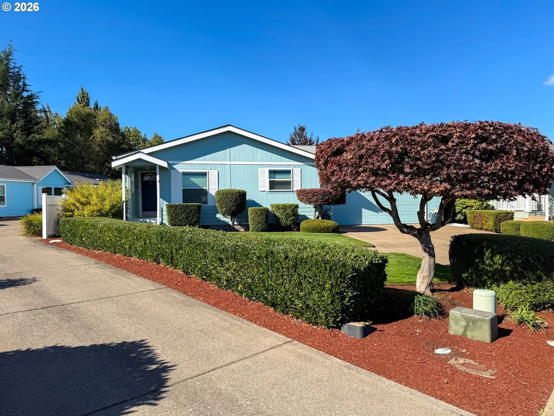 Photo of Unit 28 at 3220 CRESCENT AVE
