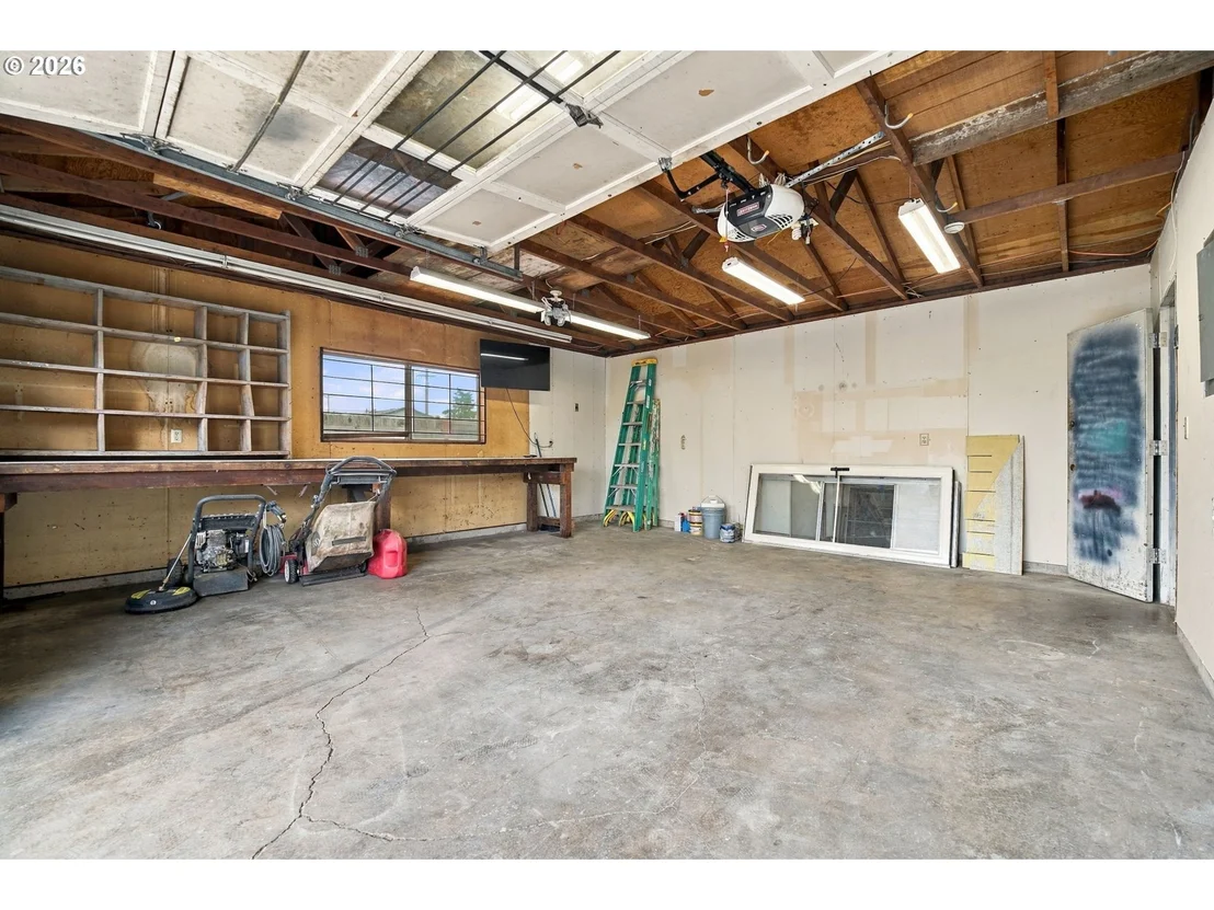 Photo of 352 W M ST