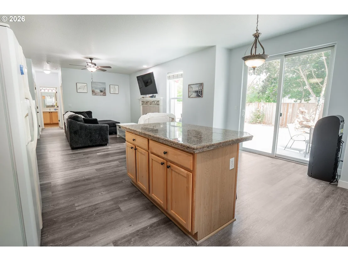 Photo of 1191 HEATHMAN DR