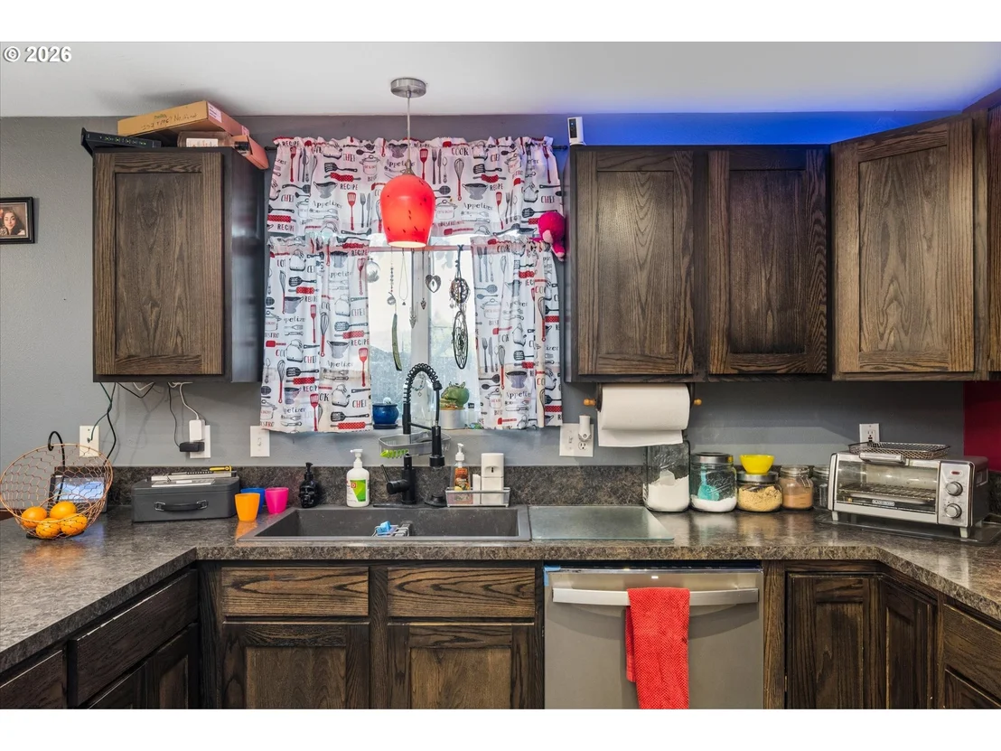 Photo of 995 KINTZLEY AVE