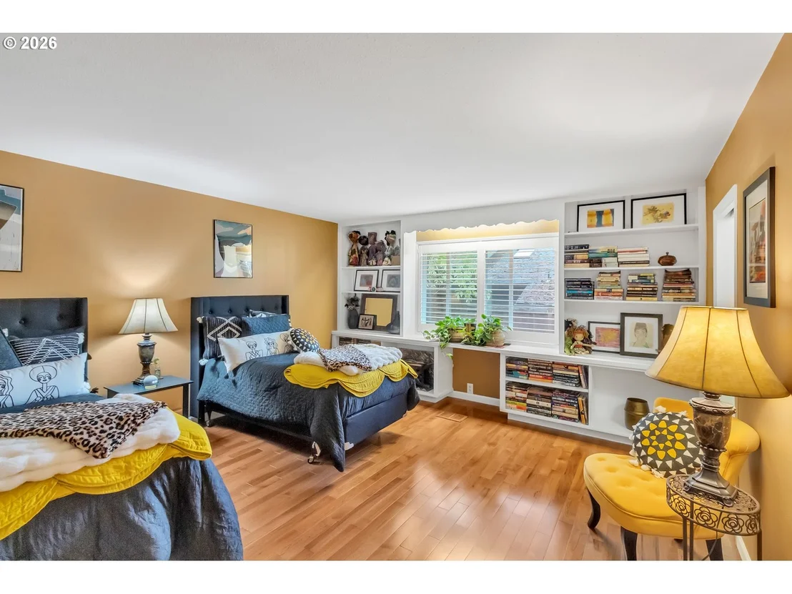 Photo of 2610 HIGHLAND OAKS DR
