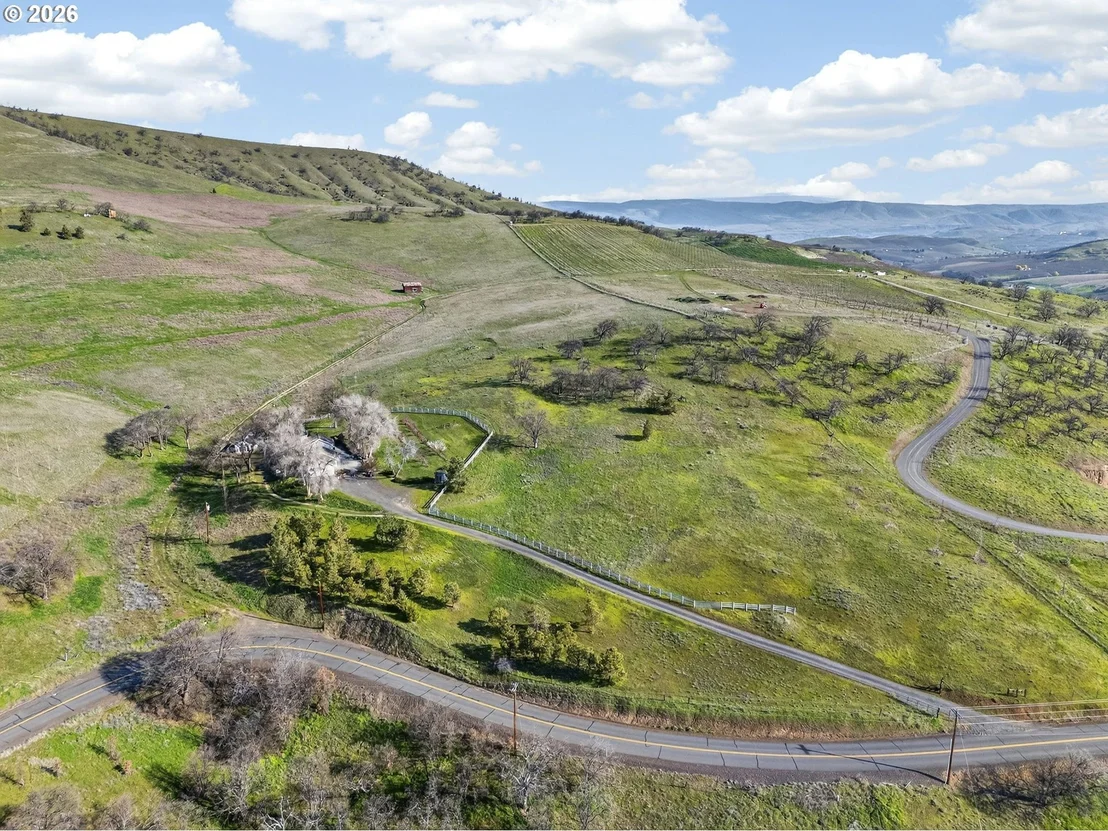 Photo of 3465 THREE MILE RD