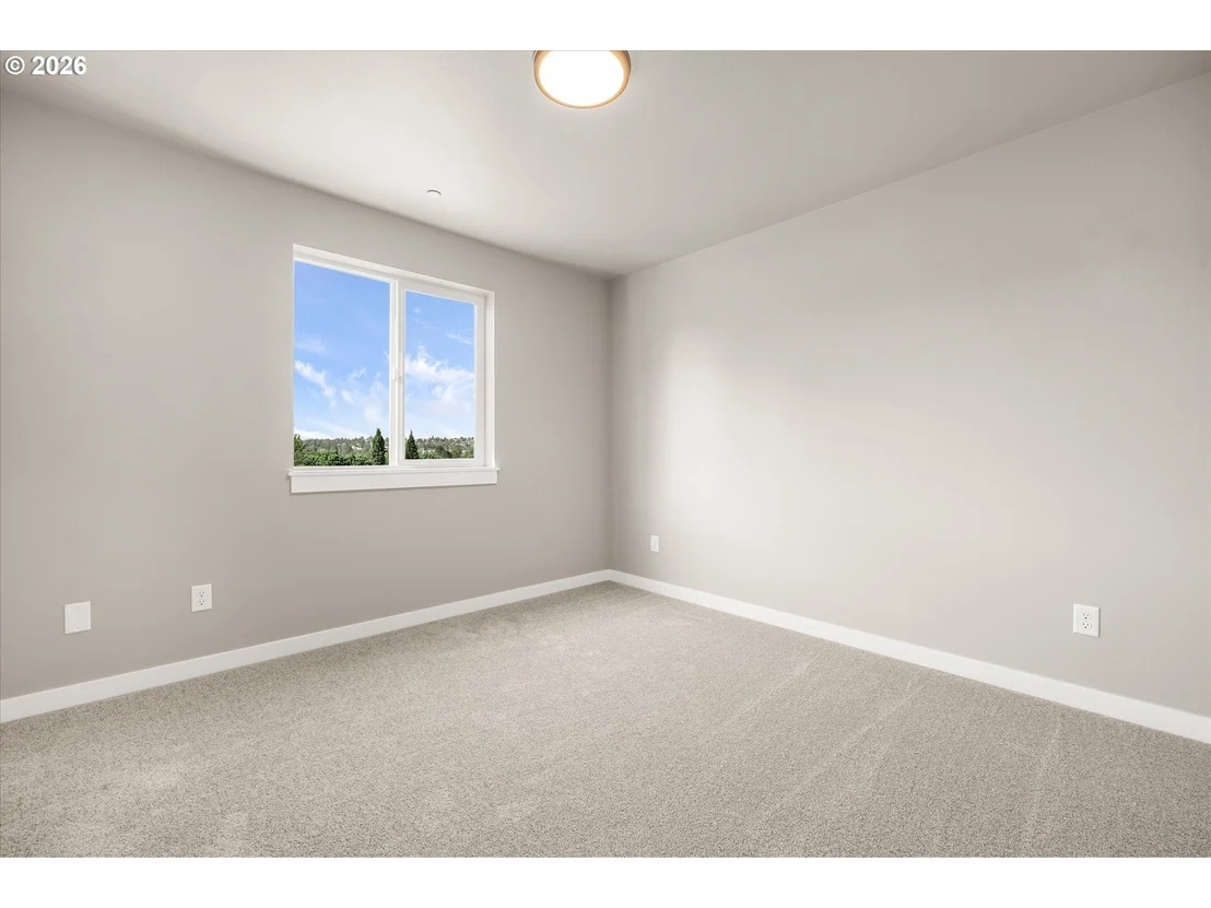 Photo of 291 NW MAWRCREST AVE