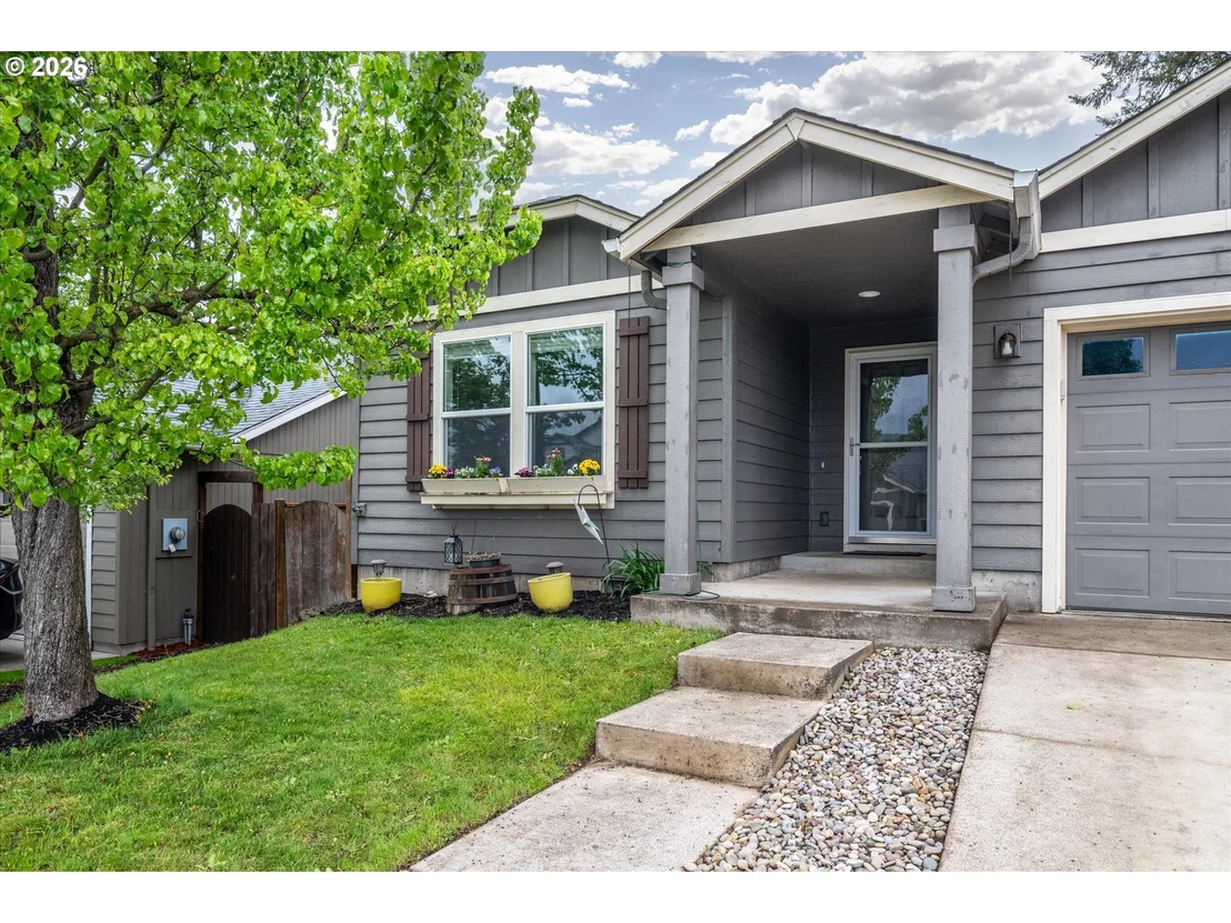 Photo of 553 S 48TH PL
