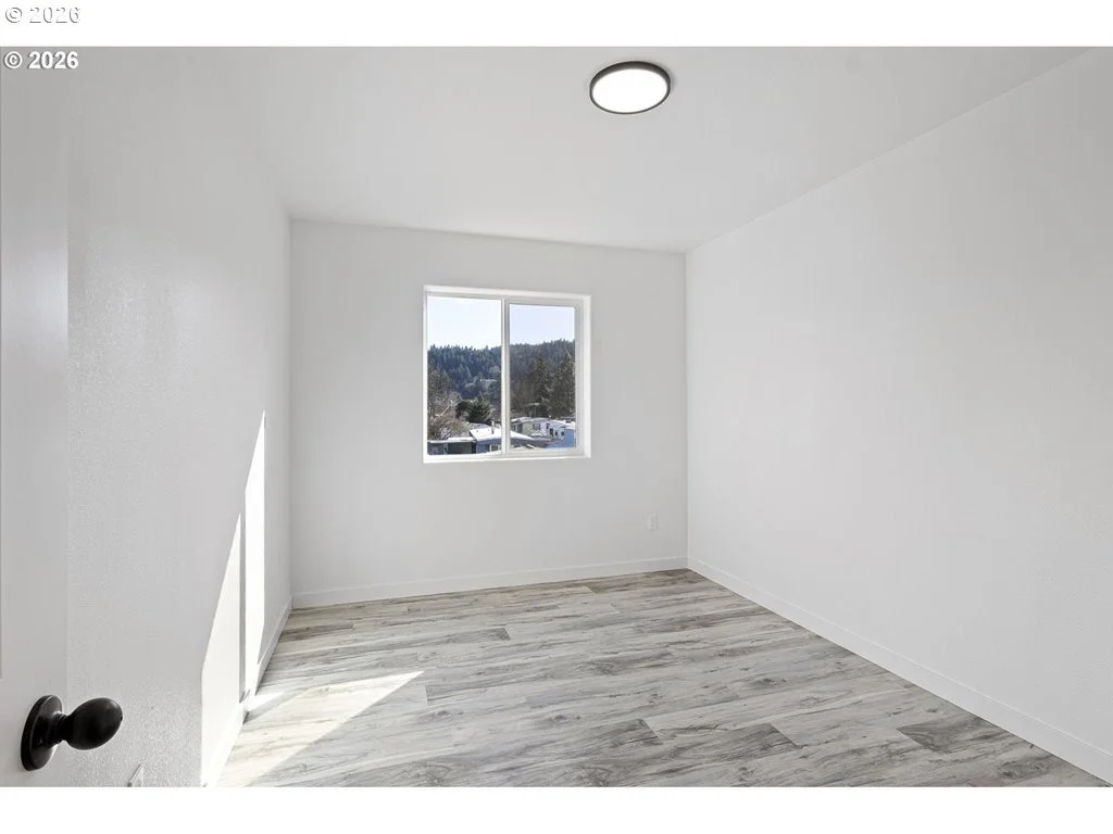 Photo of 172 ALLISON AVE