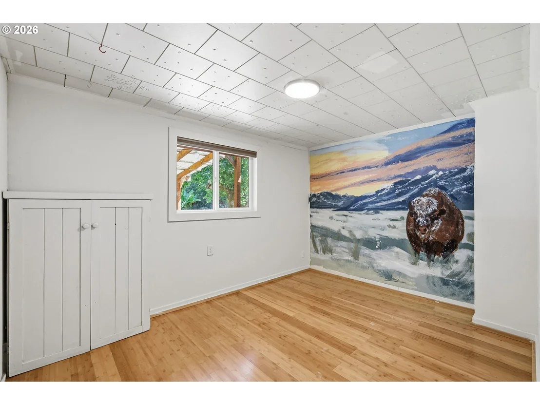 Photo of 605 KOURT DR