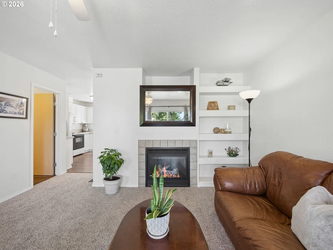 Photo of 1384 SW 22ND TER