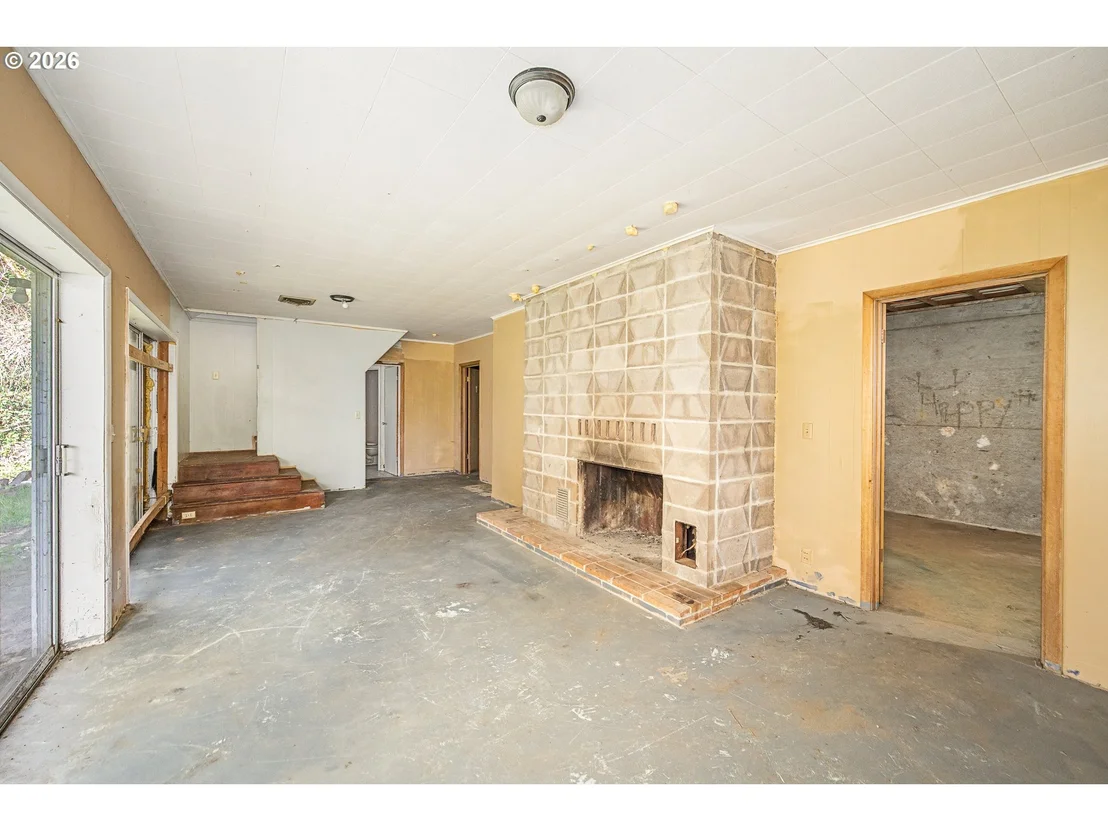 Photo of 11736 ORCHARD AVE