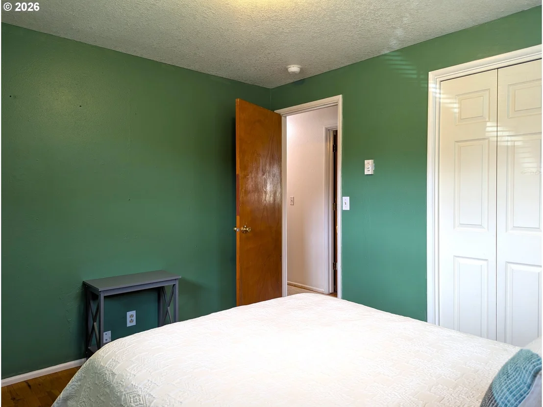 Photo of 76501 PORTAL DR