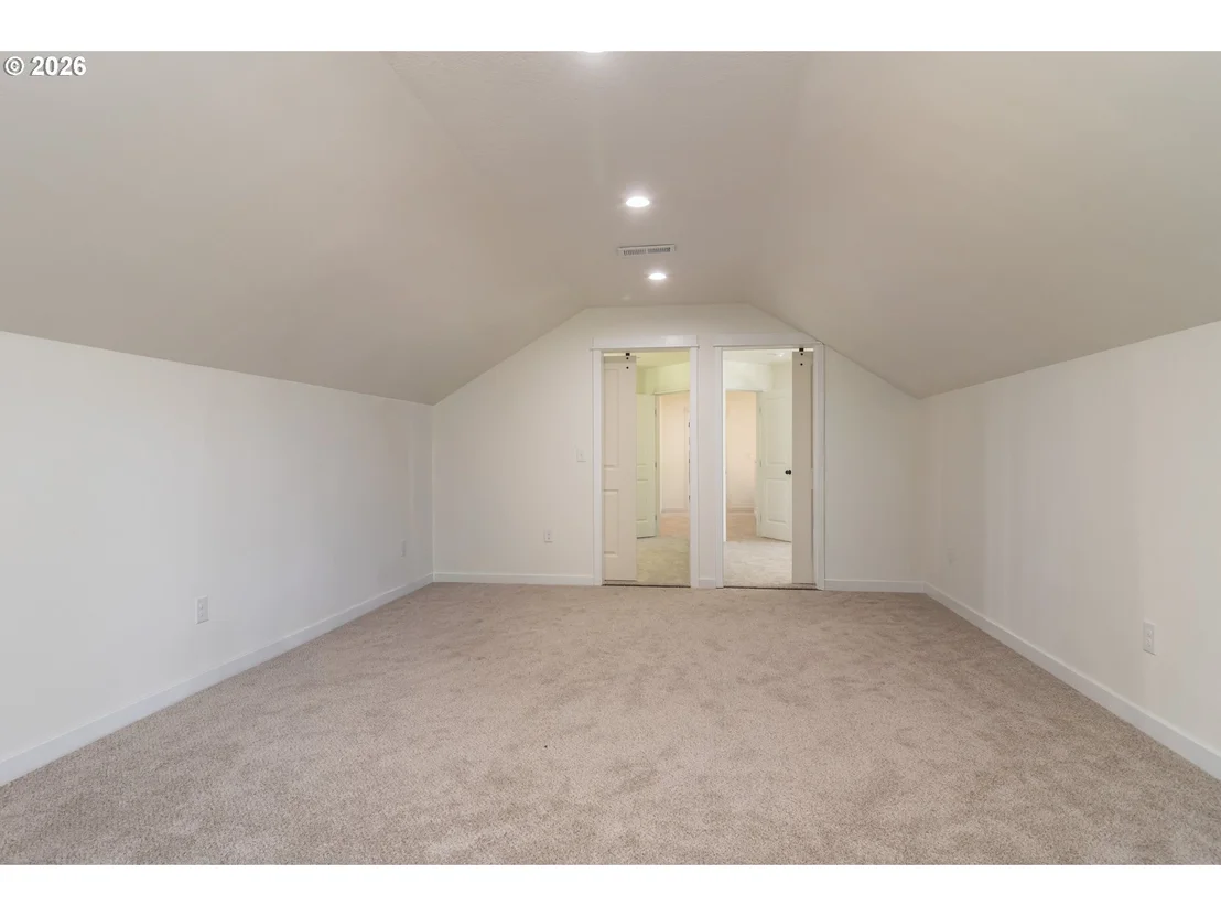 Photo of 492 TERRACE DR