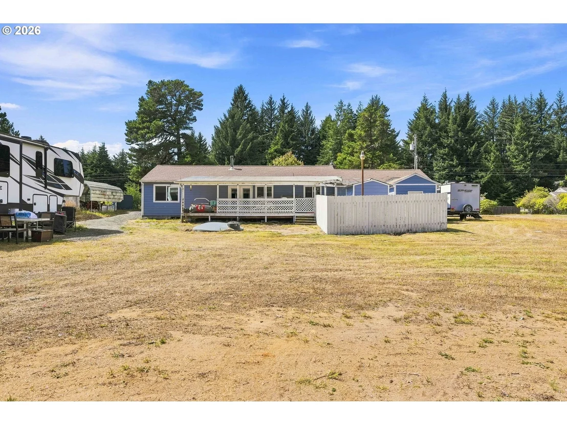 Photo of 62941 CROWN POINT RD