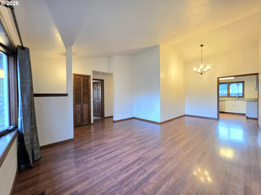 Photo of 2916 ELYSIUM AVE