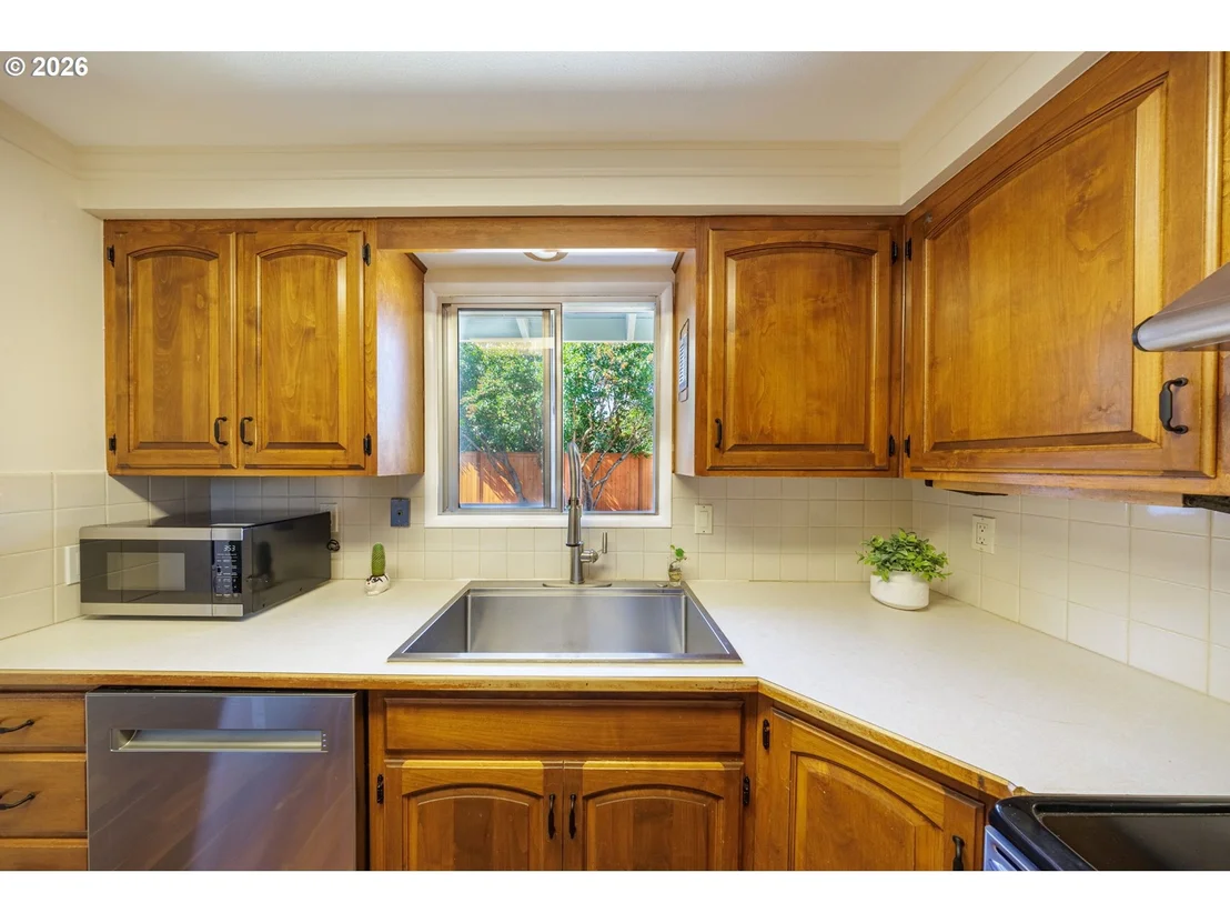 Photo of 1015 SAVILLE AVE