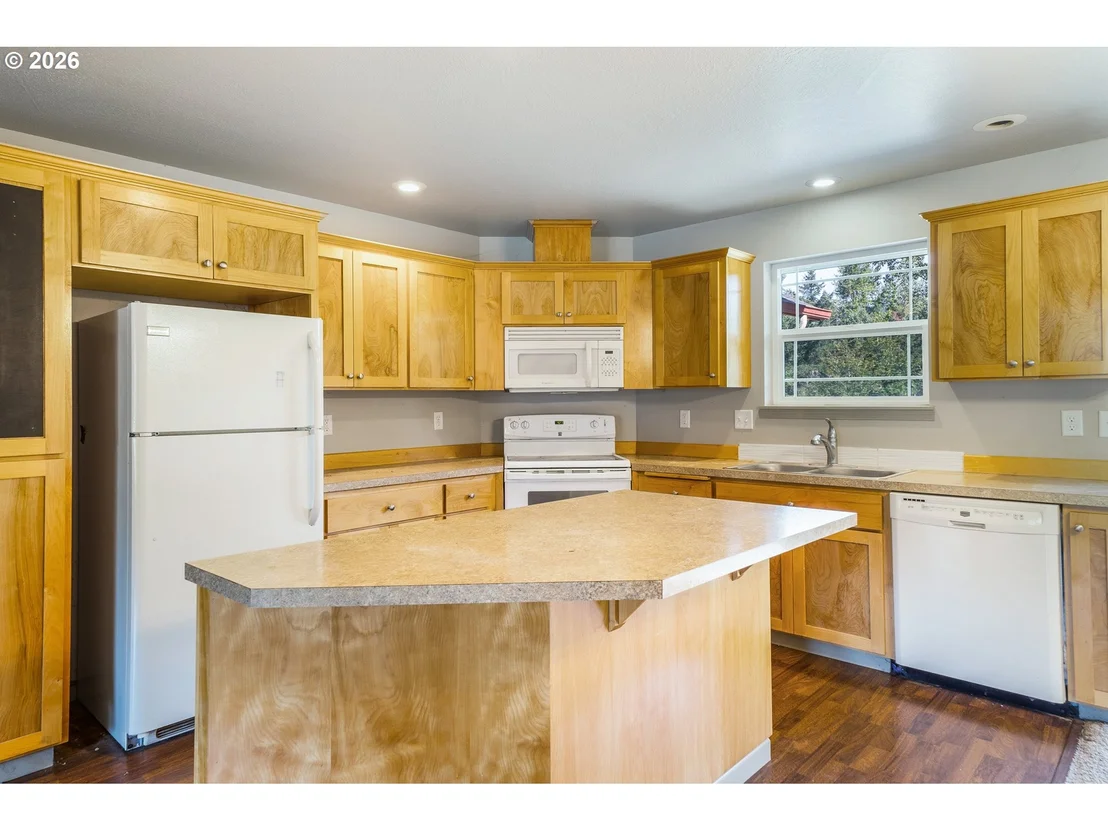 Photo of 48393 ROARING RAPIDS WAY