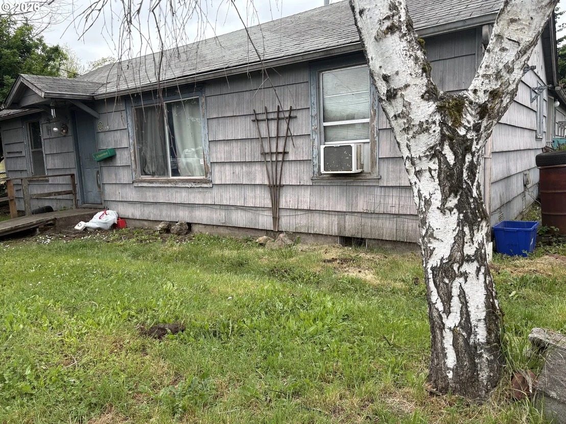 Photo of 394 S 37TH ST