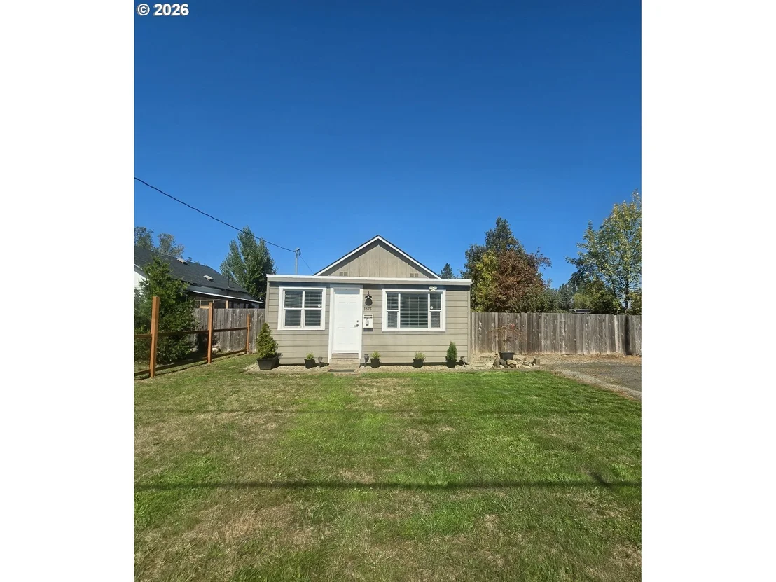 Photo of 1875 W 18TH AVE