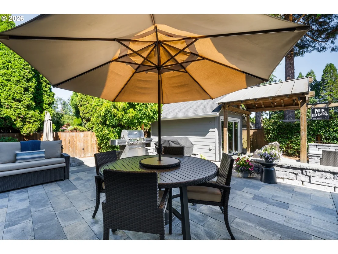 Photo of 673 SHORELINE WAY