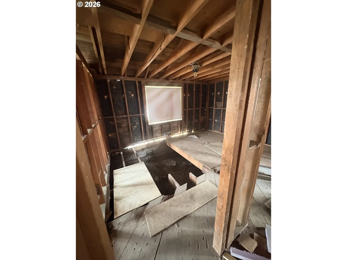 Photo of 1235 JAY ST
