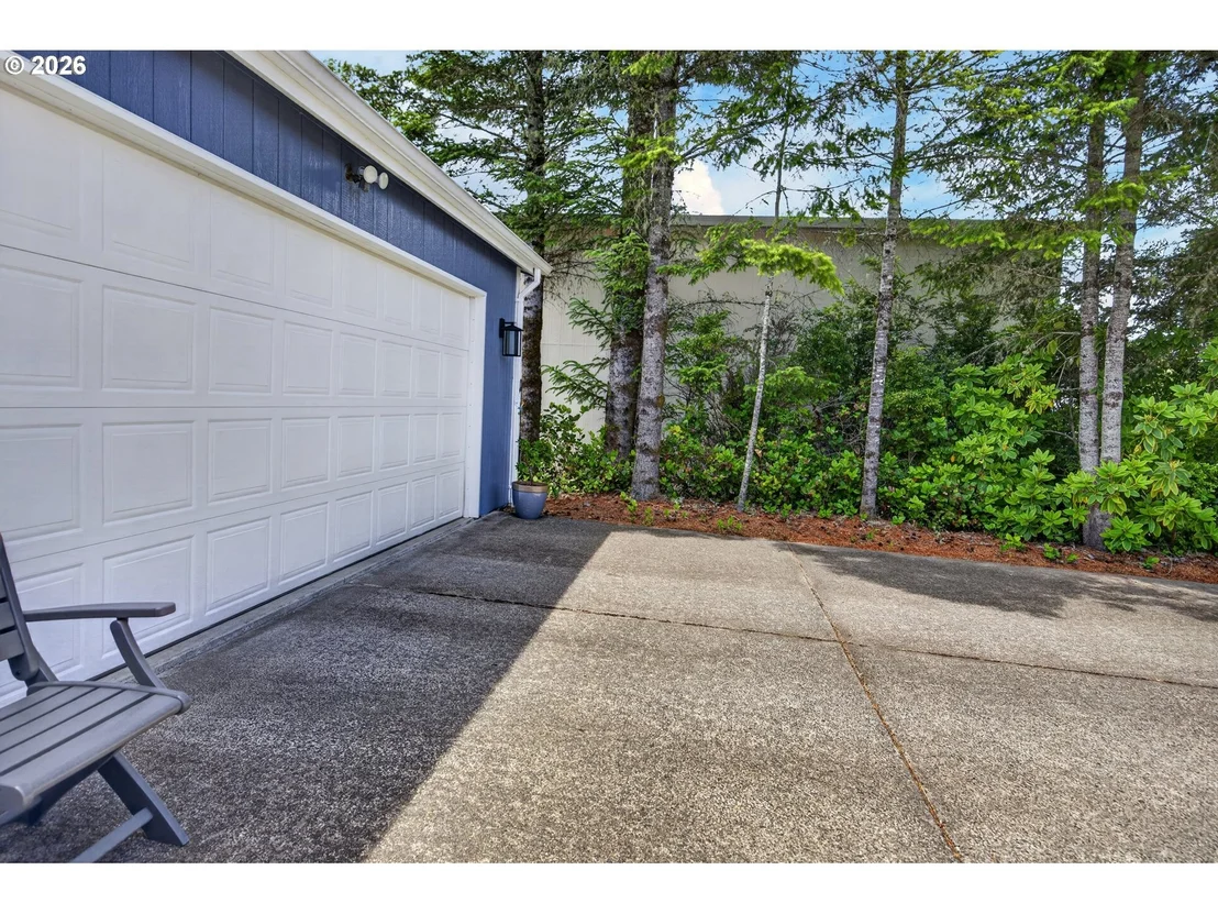Photo of 438 SHERWOOD LOOP