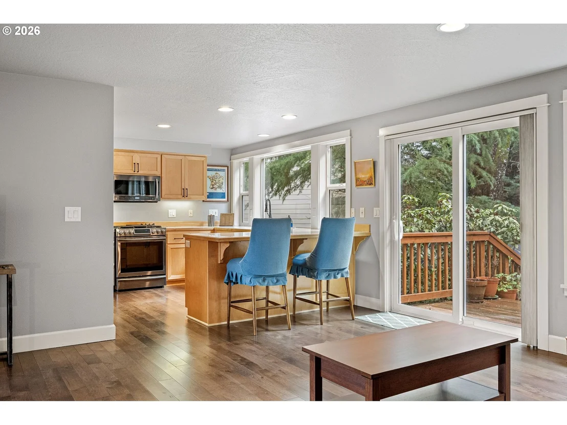 Photo of 3368 BENTLEY AVE