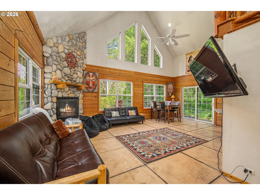 Photo of 54703 CADDIS LN