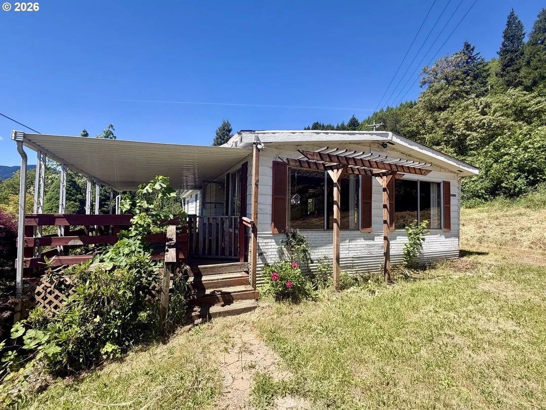 Photo of 76582 DAVIS RD